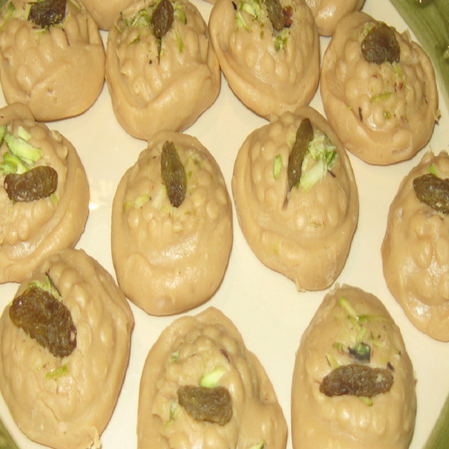 Nolen Gur sandesh 10 Pcs (250 grams approx) - Bengali Sweets | India's